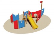 Bateau tourelle et toboggan