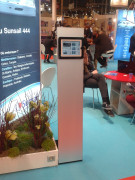 Borne de présentation à tablette