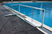 But de water-polo flottant rabattable