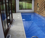 Caillebotis piscines - Fabrication suédoise - Élégance Scandinave