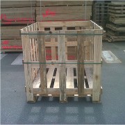 Caisse palette bois à fond