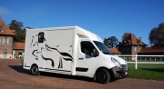 Camion transport équidés