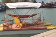 Catamaran électrique accessible aux handicapés 