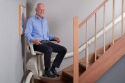 Chaise monte escalier courbe