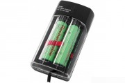 Chargeur 2 accus par port USB avec 4 piles