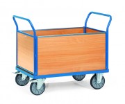 Chariot à 4 ridelles en bois
