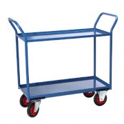 Chariot à plateaux tôlés