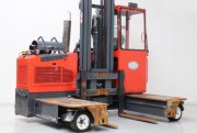 Chariot élévateur occasion multidirectionnel gaz 4000 kg