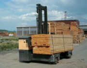 Chariot élévateur électrique pour intérieur et extérieur