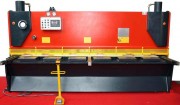 Cisaille guillotine hydraulique 20 x 4000 mm