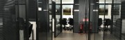 Cloison aluminium modulable