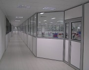 Cloison vitrée amovible