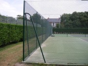 Clôture tennis grillagée