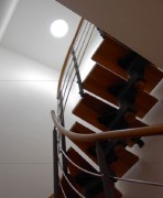 Conduit de lumière naturelle pour pièce sombre
