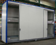 Conteneur de stockage isolé pour 32 fûts, 2 niveaux  Longueur 6 m Rétention 4000L