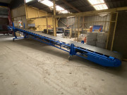 Convoyeur de transfert pour charges isolées 