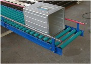Convoyeur gravitaire à rouleaux