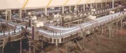 Convoyeurs de bouteilles d'Eau minérale