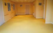 Dalles emboîtables ou en rouleaux