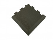 Dalles PVC pour ateliers : angle et rampe d'accès