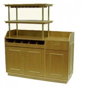 Desserte basse avec rack de verres