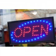 "Enseigne lumineuse "" OPEN "" à LED"