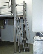 Escalier ergonomique en inox
