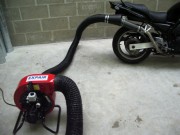 Extracteur pour gaz d’échappement moto