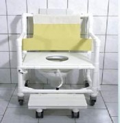 Fauteuil roulant multi-usages