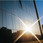 Film réfléchissant anti-solaire et anti-froid