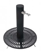 Fontaine en acier avec grille