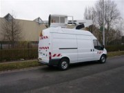 Fourgon nacelle sur camion 