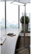 Lampadaire de bureau sur pied