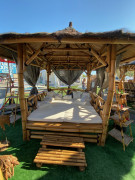 Lit extérieur en bambou