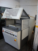 Machine semi-manuelle de formage sous vide (sm)