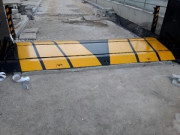 Obstacle escamotable électrohydraulique