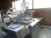 Operculeuse industriel d'occasion