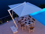 Parasol suspendu