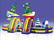 Parcours gonflables avec obstacles