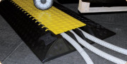 Passage de câble en polyuréthane