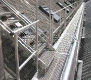 Passerelle toiture en aluminium