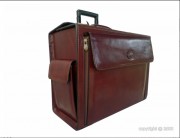 Pilot case en cuir coloris fauve 