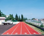Piste d'athlétisme imperméable