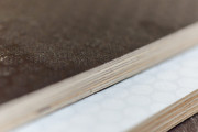Plancher en contreplaqué pour voiture utilitaire