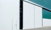 Porte pour hangar