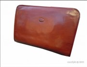 Porte-document en cuir rigide