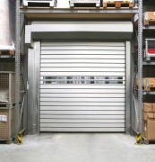 Porte industrielle à enroulement rapide