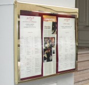 Porte-menu mural