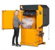 Presse à balle à cisaille