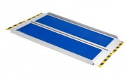 Rampe d'accès pliable pour PMR